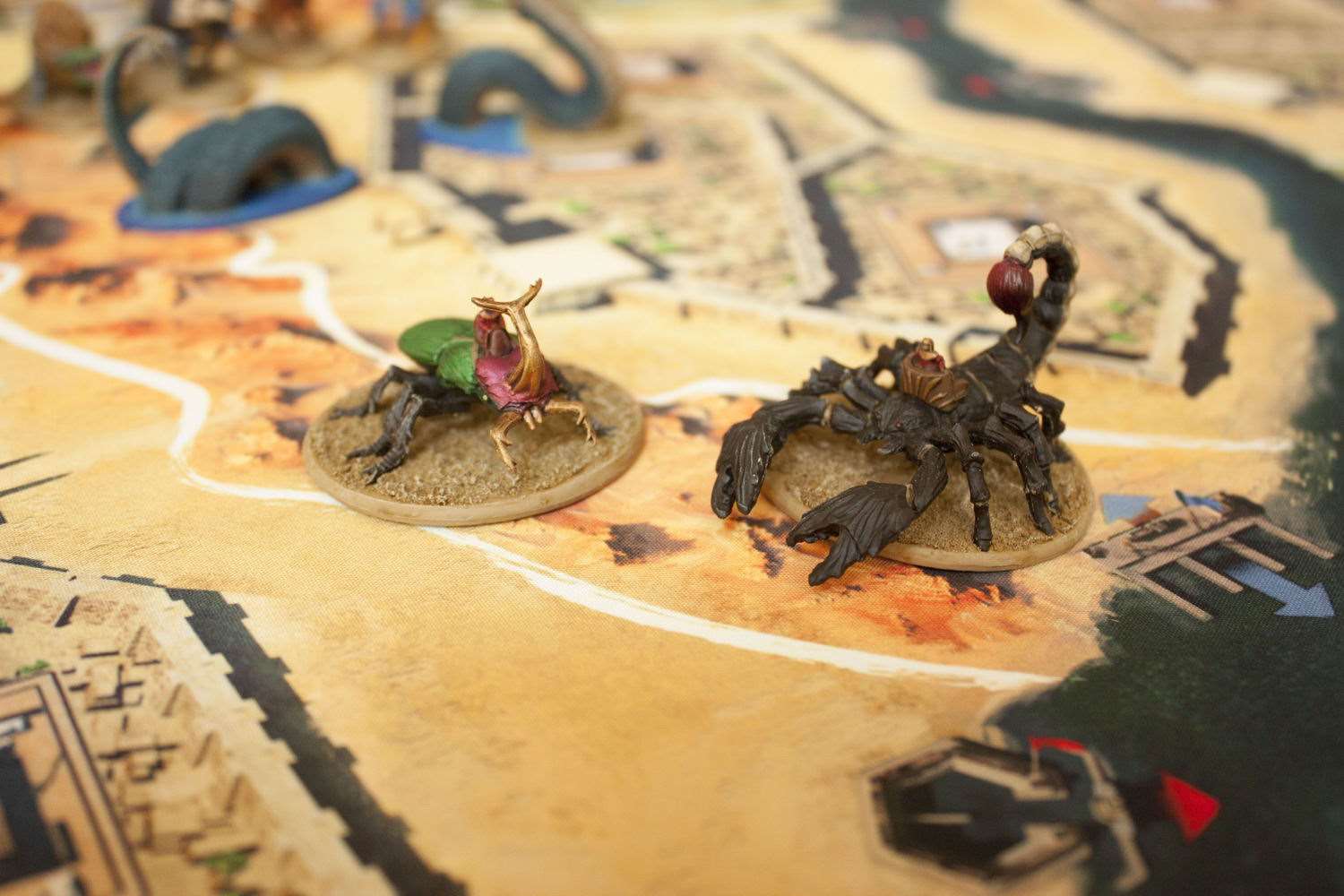 Кемет: Кров і пісок (Кемет: Кровь и песок / Kemet: Blood and Sand) (укр. та рос.)